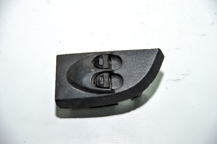 COUPE ÇIKMA YEDEK PARÇA FİAT ÇIKMA YEDEK PARÇA   (205)PALIO CAM DUGMESI